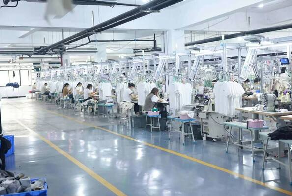 Guangzhou Odin Apparel Co., Ltd.， ligne de production du fabricant