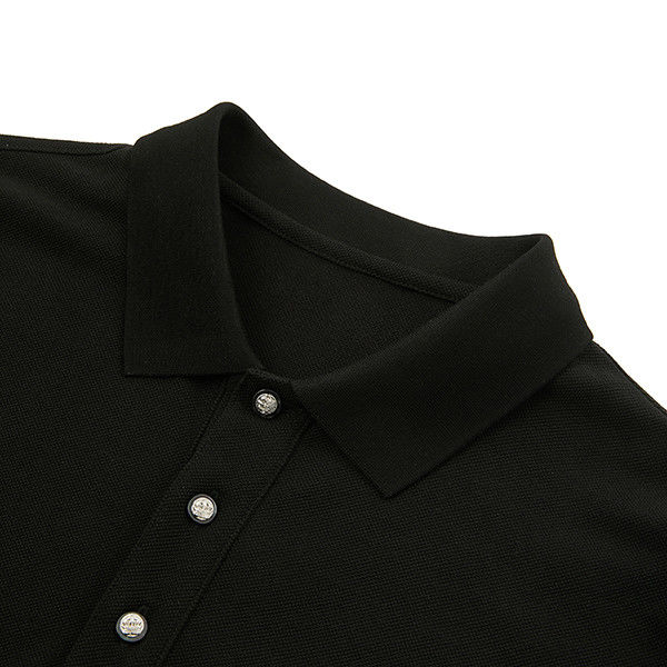 Des vêtements sportifs pour les occasions officielles