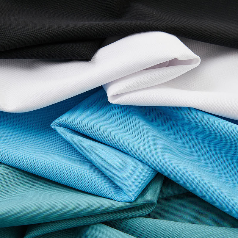 T-shirt de polo en coton souple en relief personnalisé en design noir et blanc Poids 170-210g