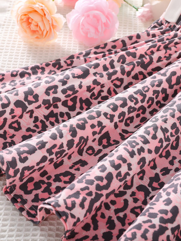 Les filles courtes jupes et robes Léopard imprimé en 91% de polyester 9% de tissu spandex