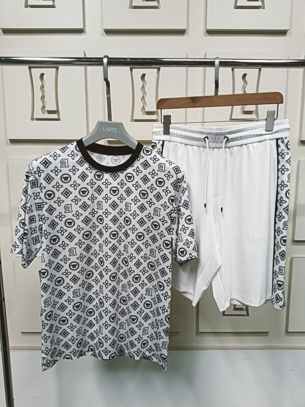 Vente directe en gros Logo personnalisé Manches courtes Vintage été T-shirt à revers lavé pour hommes