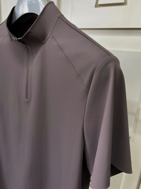 T-shirt à manches courtes et col montant pour homme, tissu extensible, séchage rapide et respirant pour le sport en extérieur