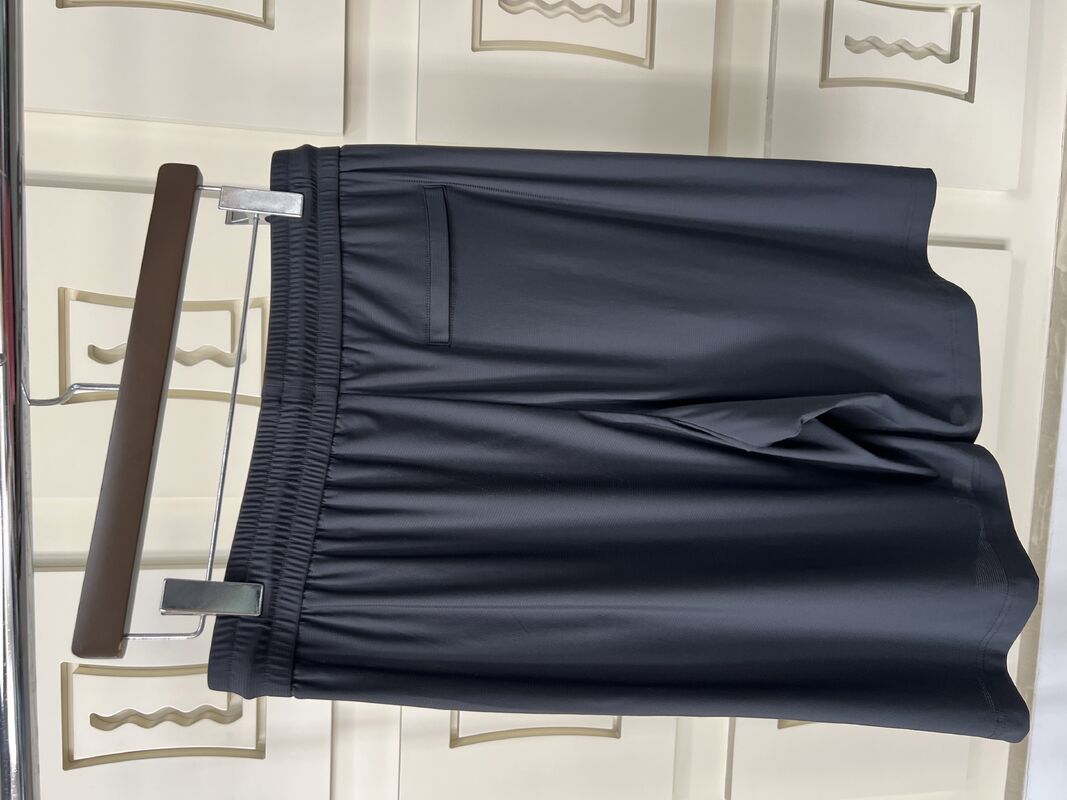 T-shirt sportif pour hommes, ensemble sportif décontracté noir - T-shirt à manches courtes et pantalon, tissu respirant avec protection UV